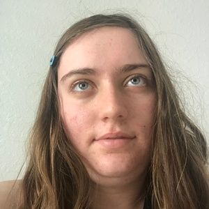 Meet your Posher, Cassandra